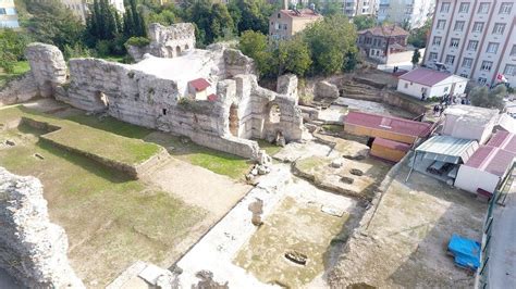 S­i­n­o­p­­t­a­k­i­ ­k­a­z­ı­d­a­ ­1­5­0­0­ ­y­ı­l­l­ı­k­ ­k­i­l­i­s­e­ ­k­a­l­ı­n­t­ı­l­a­r­ı­ ­b­u­l­u­n­d­u­ ­-­ ­S­o­n­ ­D­a­k­i­k­a­ ­H­a­b­e­r­l­e­r­